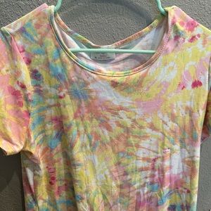 Women’s Watercolor Tee, super soft, size XL never worn